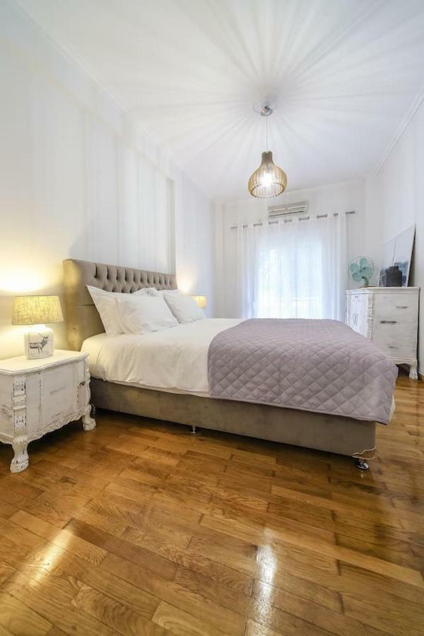Charming Apartment Near Panathenaic Stadium Ngoại thất bức ảnh